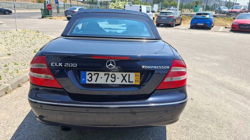 Mercedes-Benz Classe CLK 200 — fotografia 3