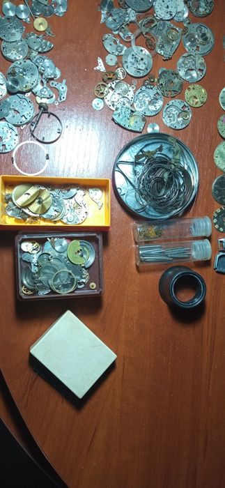 Запчасти для часов