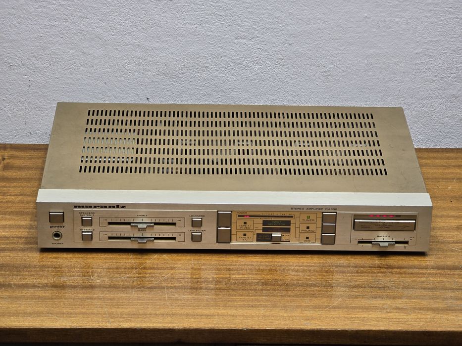 Marantz PM 330 JAPAN wzmacniacz Vintage płaski złoty