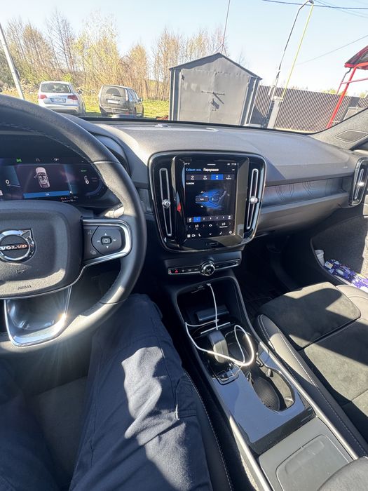 Volvo c40 recharge  2023