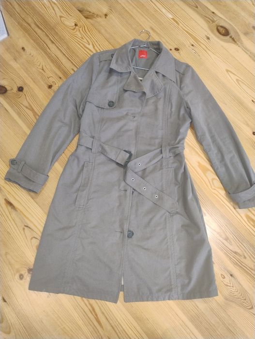 Верхній одяг,тренч