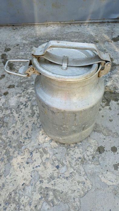 Алюмінієвий бідон 10 л з затискачем (для меду, молока, води)