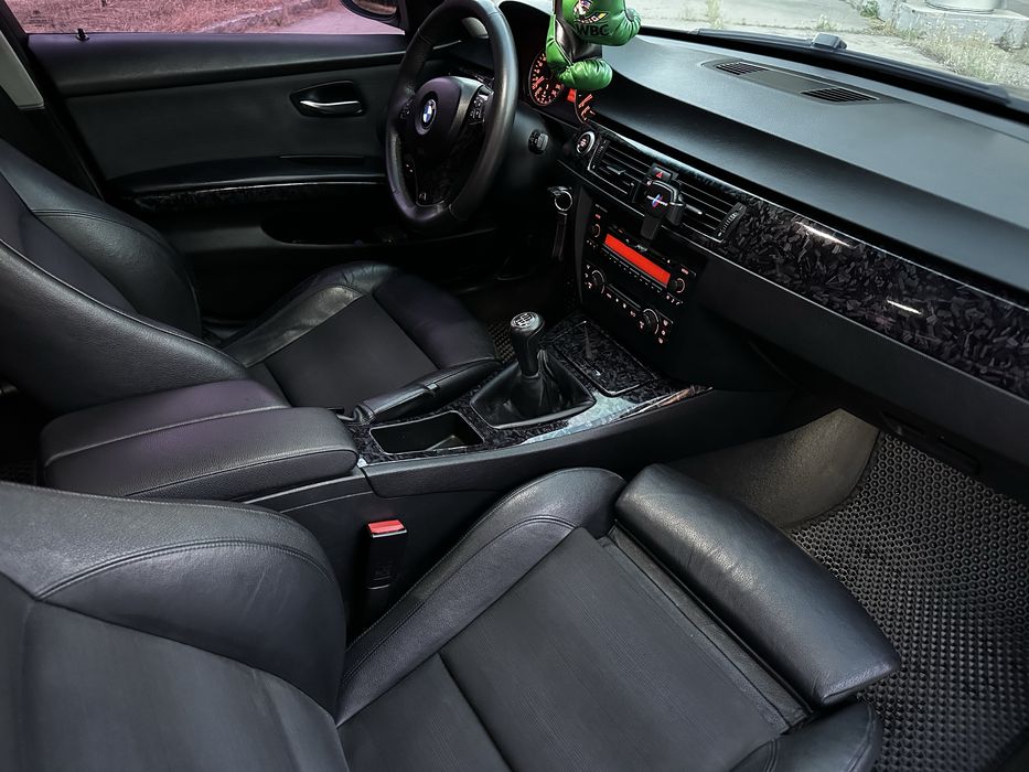 BMW 3 Серії (E90)