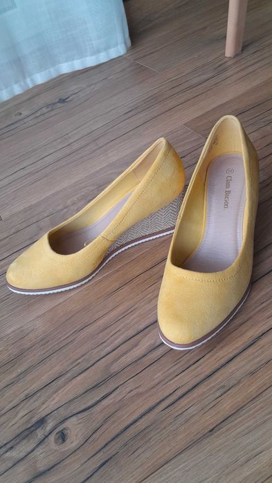 Espadryle Clara Barson żółte/musztardowe rozmiar 38