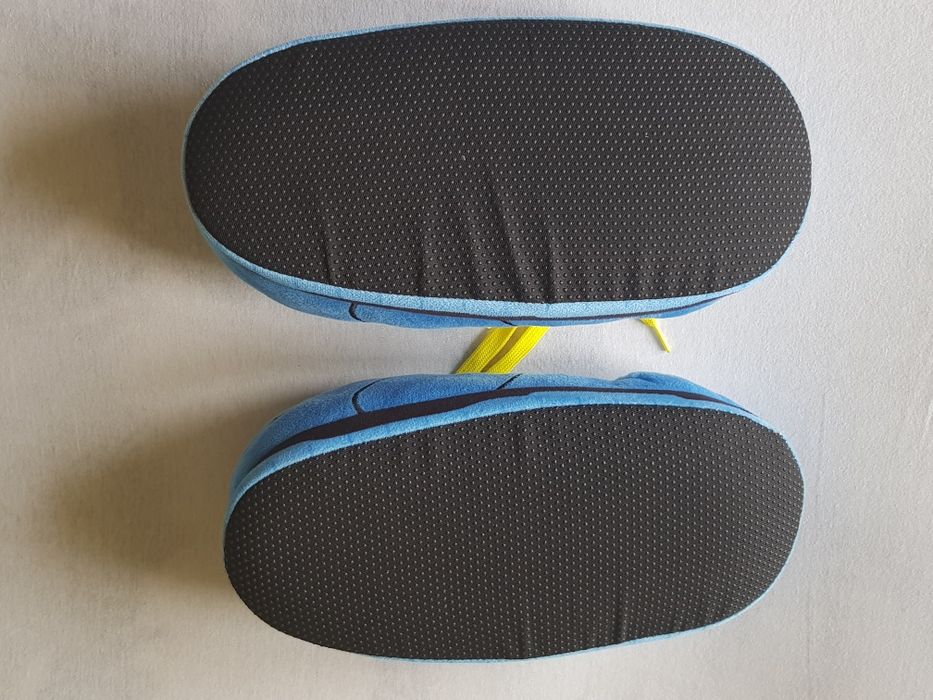 Nowe bardzo cieple kapcie