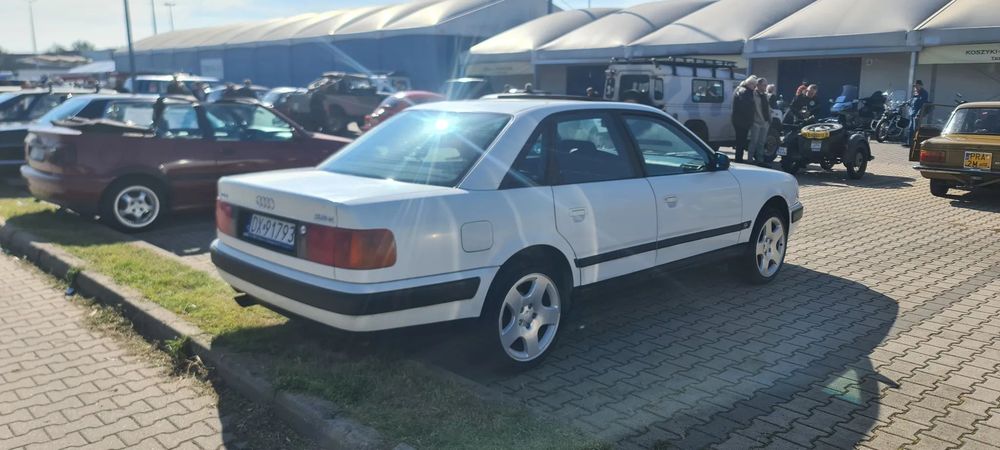 Audi 100 AUDI 100 C4 cygaro setka biała