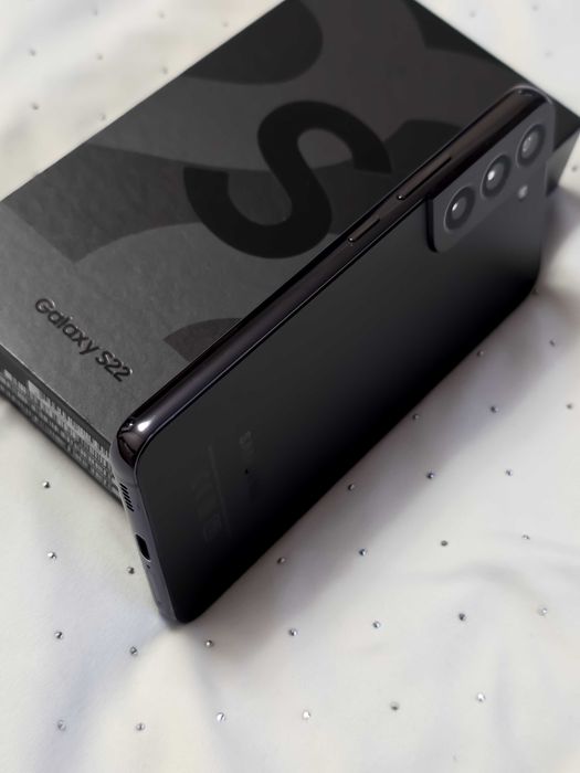 Samsung S22 256 Офіційний. Прекрасний стан
