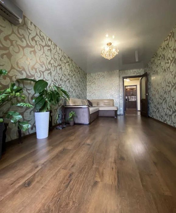 (3) Продам 2-кімнатну квартиру на Тяжилові 4432