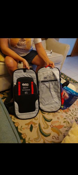 Mochila de escalada, neve, trail e ciclismo com 20 L de capacidade
