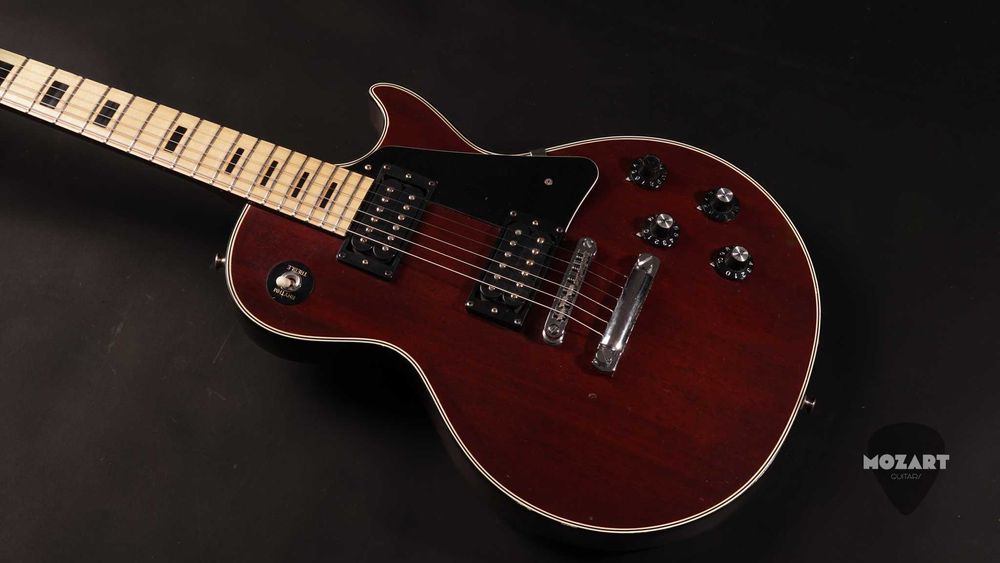 Custom Les Paul Custom – Made in Japan – Walnut