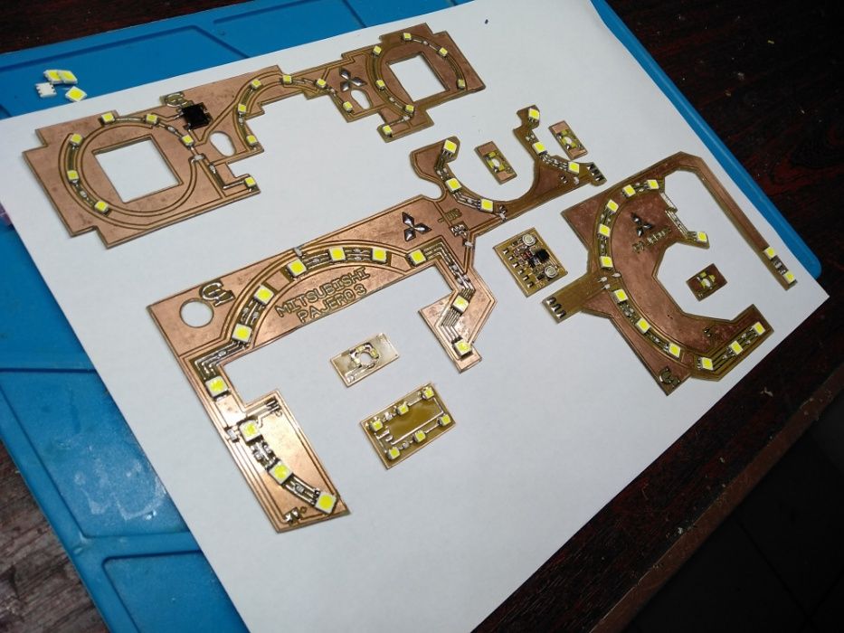 Плата для пересвета приборных панелей