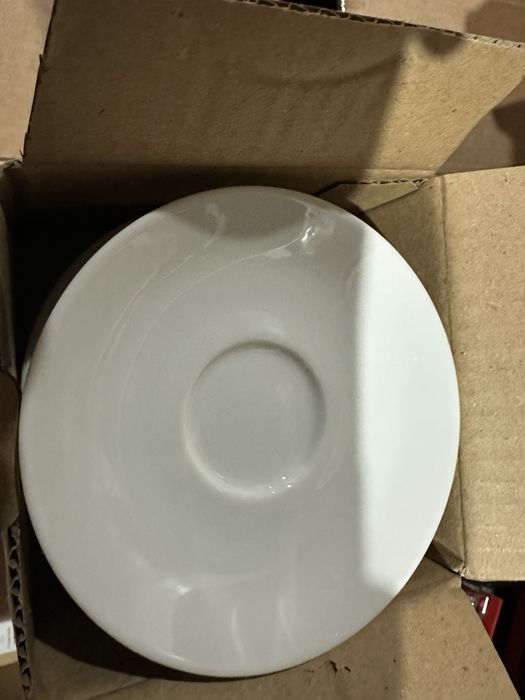 Conjunto 6 chavenas e 6 pires novos