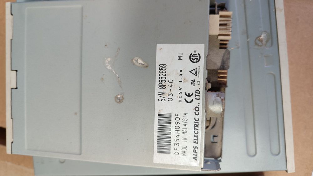 Leitores DVD e Disquetes