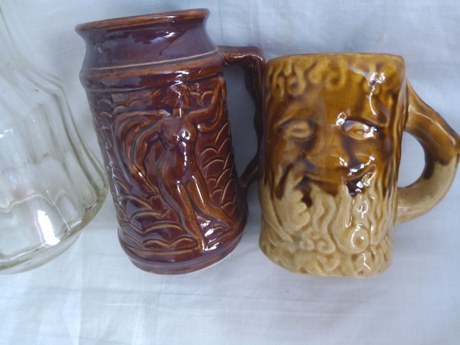 Графины чашки,вазочка