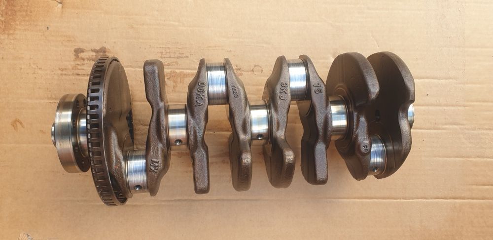 Коленвал Audi Q5 80A 2.0 TFSI DAYB