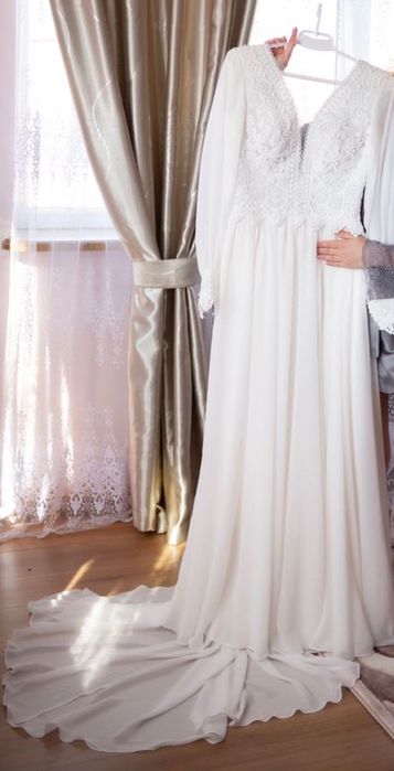 Весільне плаття шикарне
