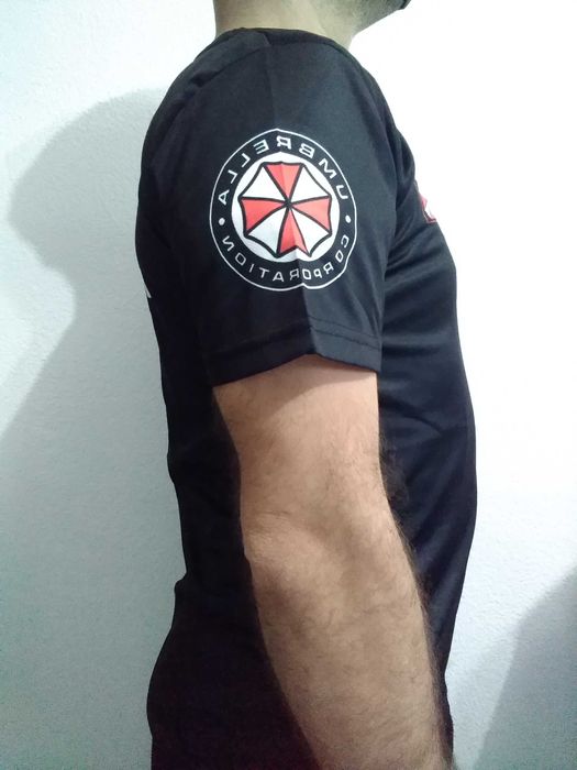 T-Shirt Umbrella Corporation (Our Business Is Life Itself) L