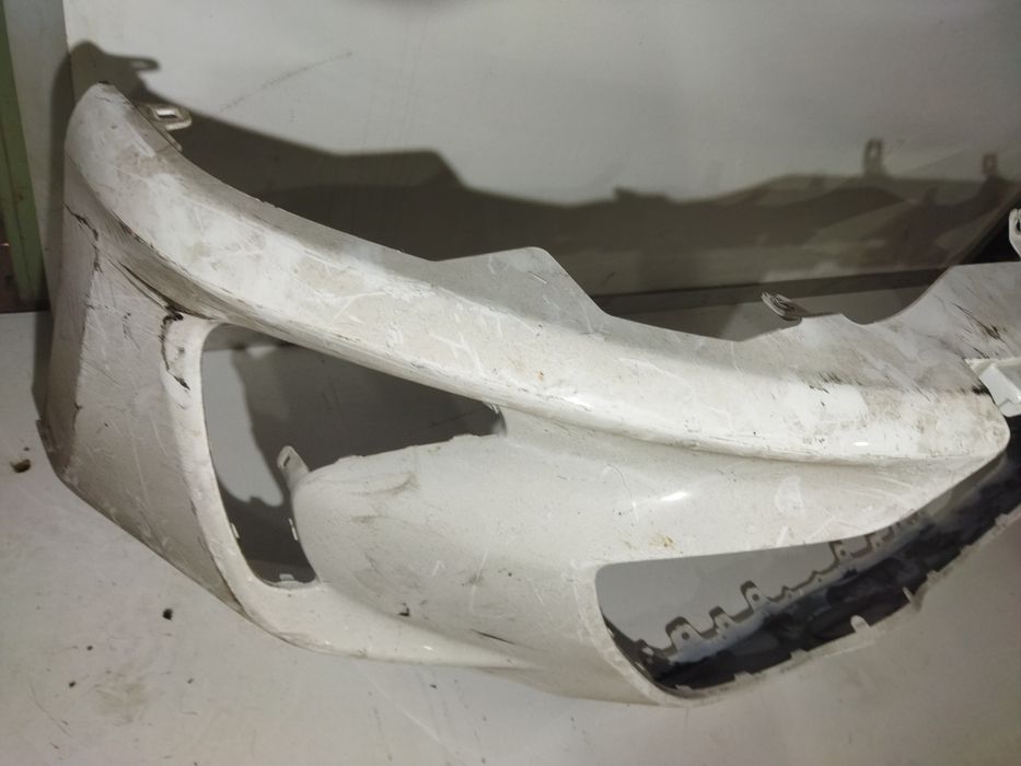 Parachoque Toyota Yaris frente 2020