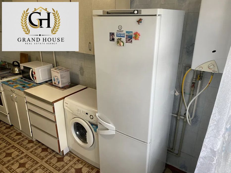 Продам 3-и кімнатну квартиру с.Гірниче.
