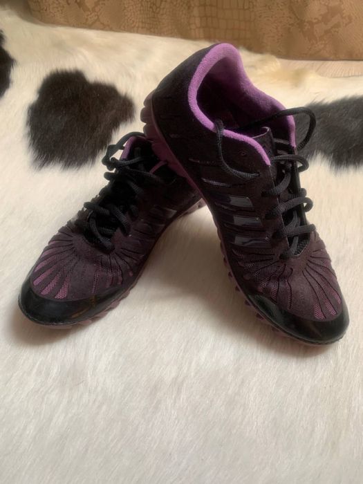 Кроссовки для девочки фирменные