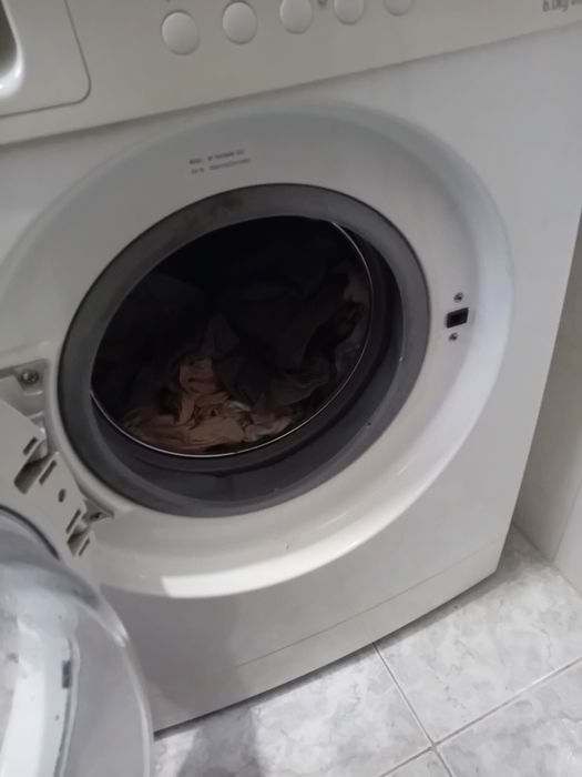 Maquina Lavar Roupa Samsung (c/ avaria)