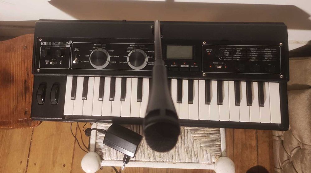 Sintetizadores Korg MicroKorg xl +
