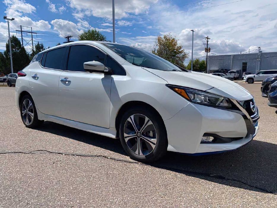 Nissan LEAF SL Plus      2020