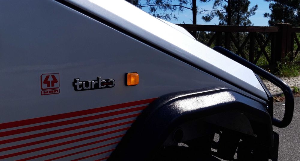 Par de autocolantes transparentes UMM