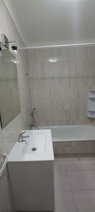 Arrendar T3 em Porto de Mós centro da vila (apartamento)