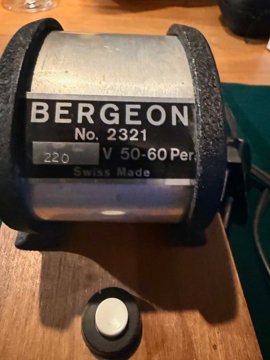 Zabytkowy demagnetyzer Bergeon No.2321 Sprawny i w super stanie