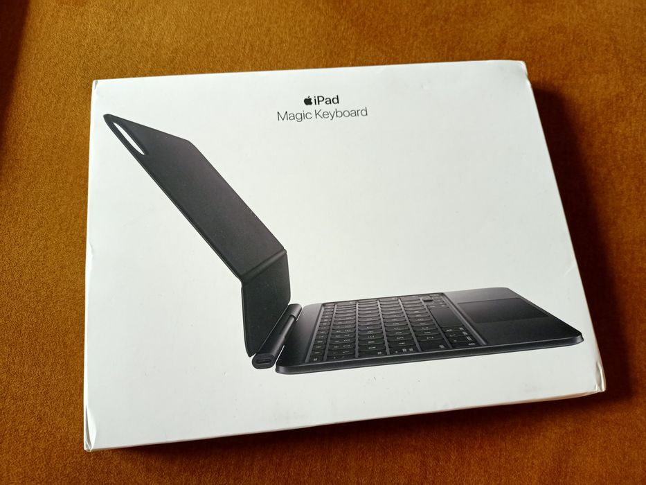 Nowa klawiatura Apple Magic Keyboard do iPada Pro 11" (M4 / M5) – Czarna (Model A2975)