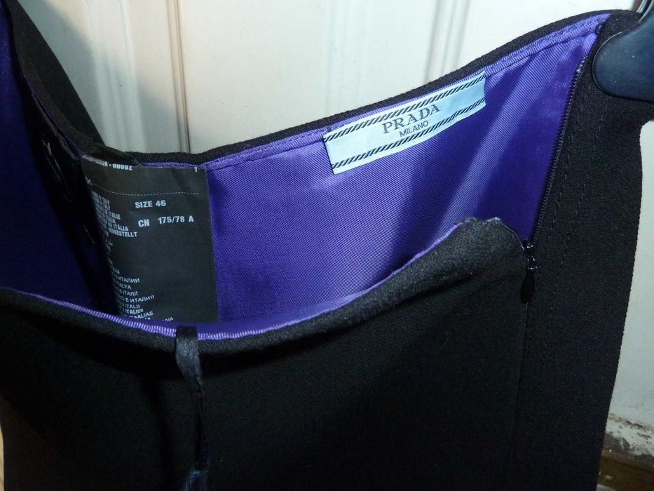 Saia nova italiana lã preta Prada 46 IT / 40 PT - SALDO