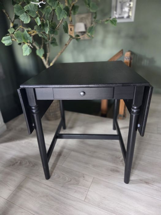 Stolik ikea czarny