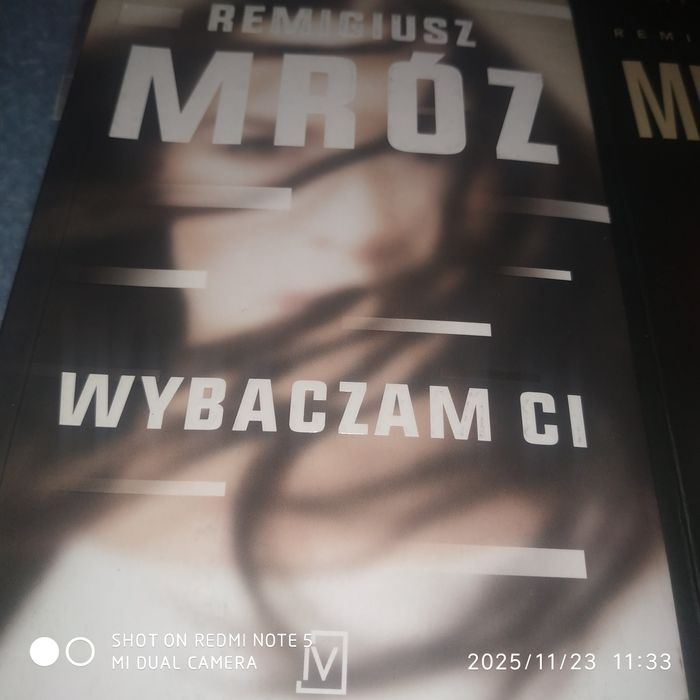 Książki  Remigiusz Mròz Osiedle rzniw ,wybaczam ci