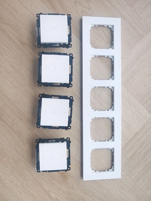 Przycisk Roletowy/ Żeluzjowy trójpozycyjny SIMON 55 TZP1K.01/111 BIAŁY