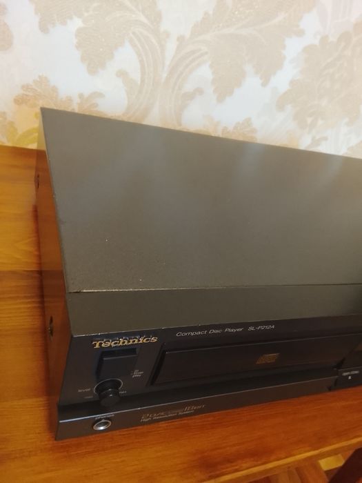 Проигрыватель СD дисков Technics