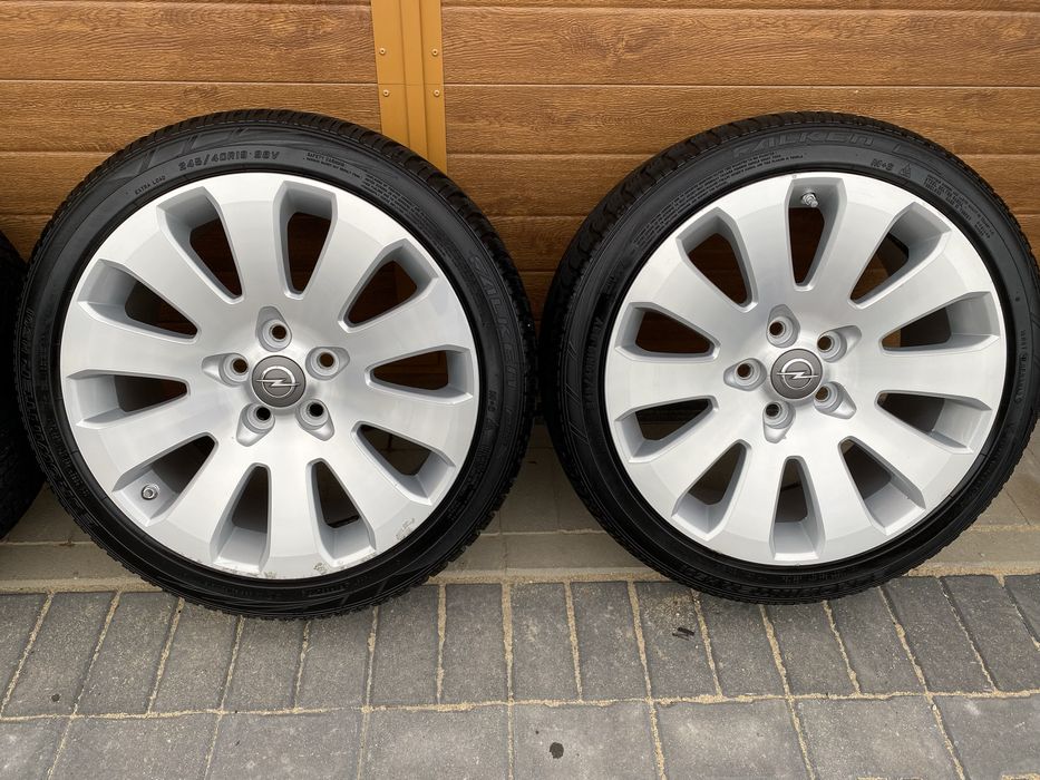 Alufelgi GM koła Opel Insignia A 19 cali 245/40/19 felgi  alusy czujniki