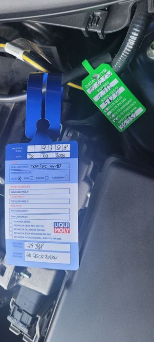 2-kolory/Szklany Dach/PO Serwisie/DODATKI za 6000zl/SalonPL/2 Kpl Opon