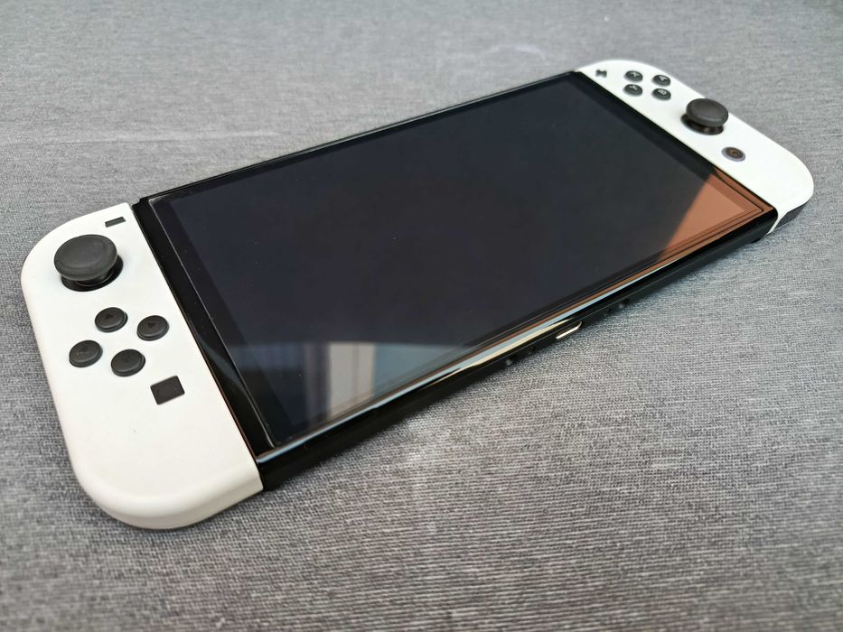 Nintendo Switch Oled Completa (64GB)