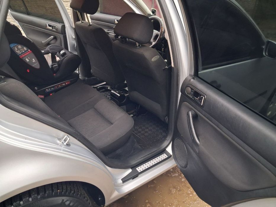 Продам Volkswagen Golf 4 1.4 16 V