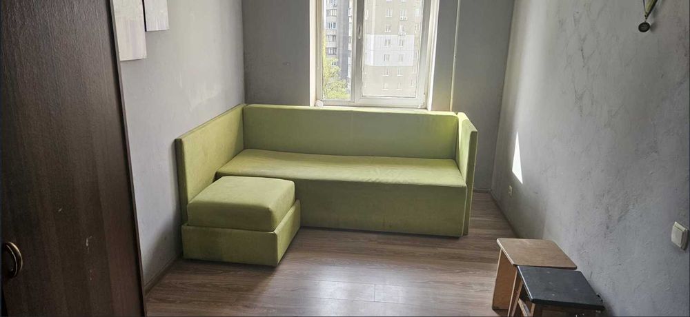 Продаж кімнати вул.Азербайджанська 8 б, м.Чернігівська