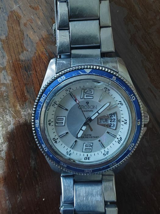 Часы наручные водонепроницаемые