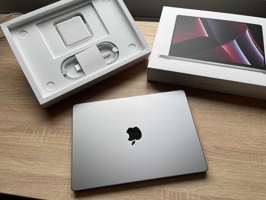 MacBook Pro 14 2021р. M1 Pro _14 GPU / 16GbRAM_1000gb SSD 100% Батарея_12 циклів