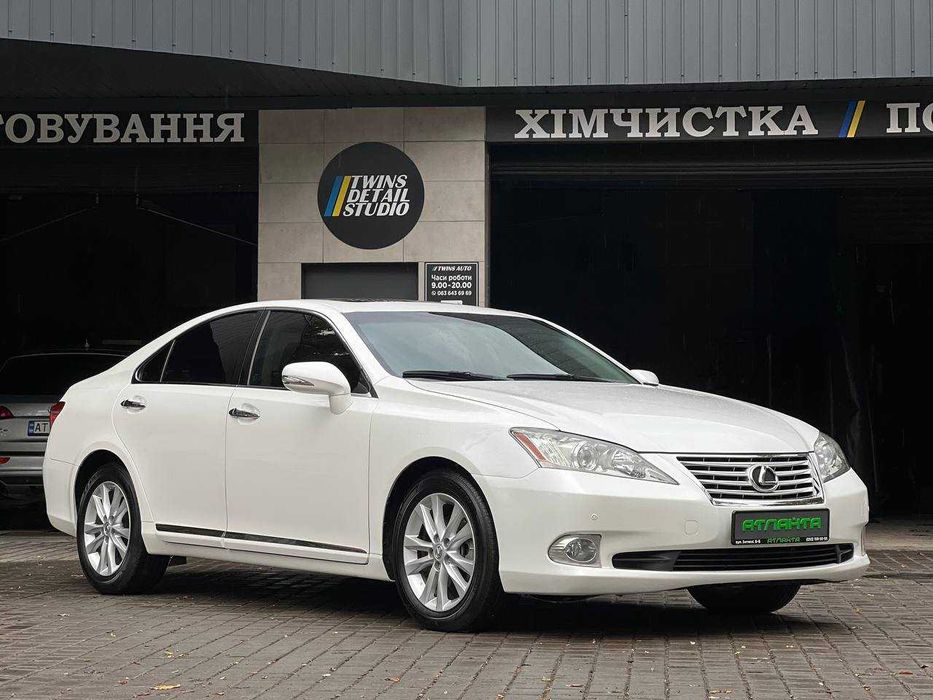 Lexus ES Luxury 2012