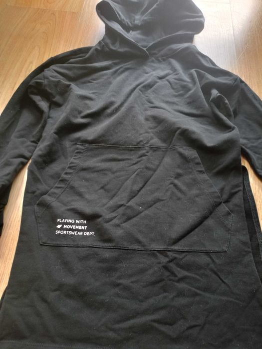 Duży zestaw sportowy na 7-8 lat (Adidas, 4f) kurtka, czapka, bluzy