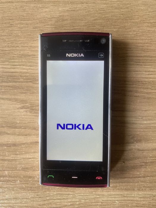 Nokia X6-00 model 2009