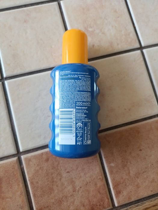 Nivea Sun w sprayu z filtrem 50+