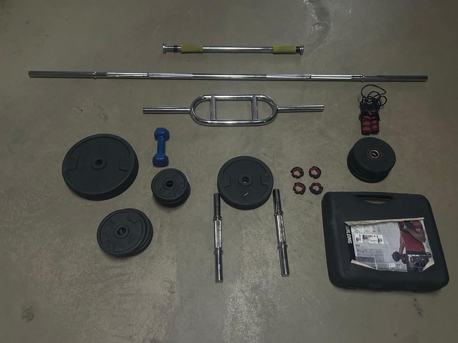 ATUALIZAÇÃO DO ANÚNCIO: Conjunto completo fitness/Musculação-Discos+Barras+Halteres+Acessórios