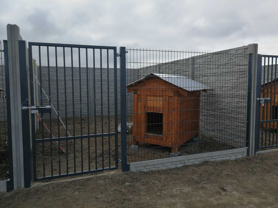 Ogrodzenia panelowe betonowe , słupki do siatki , Podmurówka , płyty