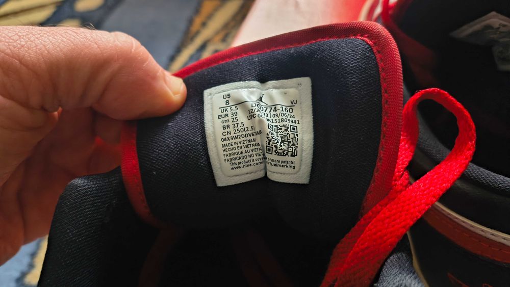 Кросівки Nike Air Jordan 1 Low Red